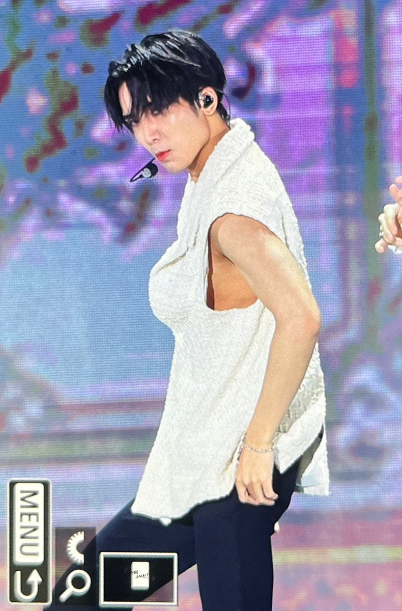 MQ980123's tweet photo. 220618

#펜타곤                                                          #PENTAGON                                                          
#YUTO #유토 #安達祐人 #祐人 #ペンタゴン #ゆうと #ユウト 
@CUBE_PTG https://t.co/hbzIT88DwK