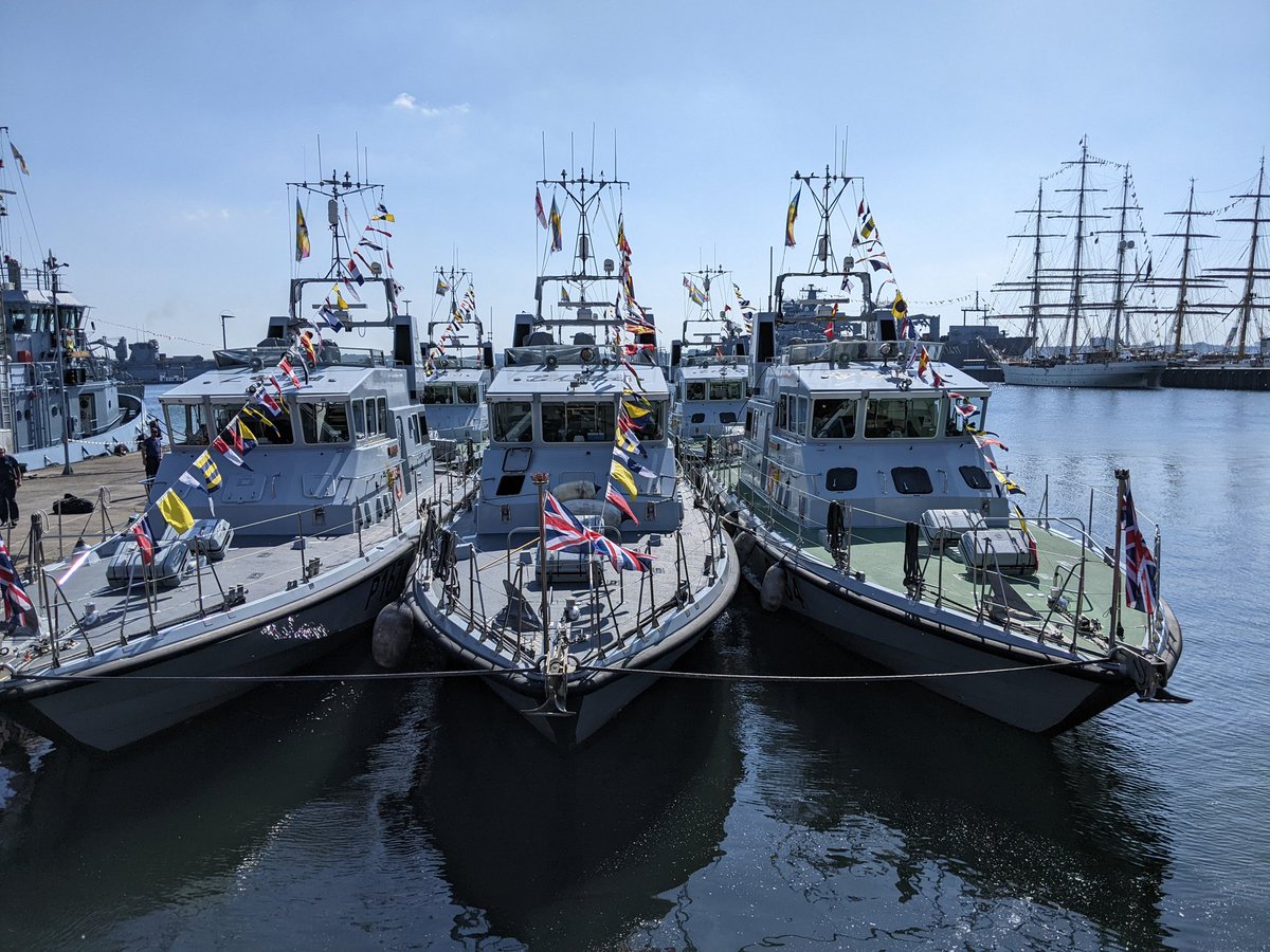 Coastal Forces Squadron P2000s in 🇩🇪Germany for Kiel Week after working with NATO allies during #BALTOPS22 #KielerWoche2022 #CFSOverseas2022 Via @CdrJamieWells