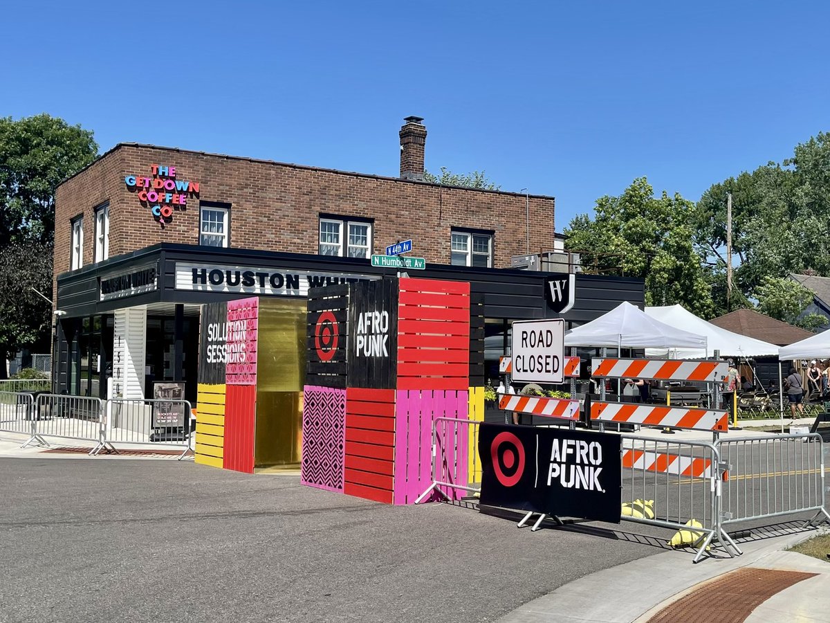 tonyminnieapple's tweet photo. Beautiful day to celebrate Black Joy! Come on out to support the community, arts, wellness, education and economic empowerment!! Looking forward to sitting down with @AnikaMBowie and @LewieeBlaze! Pictured with #AnthonyMaddock proprietor of @afropunk @TheRealHipHopEd https://t.co/VZUcjV86Rb