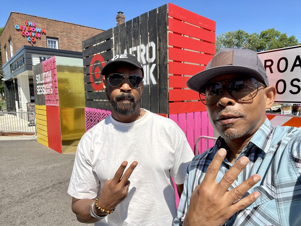 tonyminnieapple's tweet photo. Beautiful day to celebrate Black Joy! Come on out to support the community, arts, wellness, education and economic empowerment!! Looking forward to sitting down with @AnikaMBowie and @LewieeBlaze! Pictured with #AnthonyMaddock proprietor of @afropunk @TheRealHipHopEd https://t.co/VZUcjV86Rb