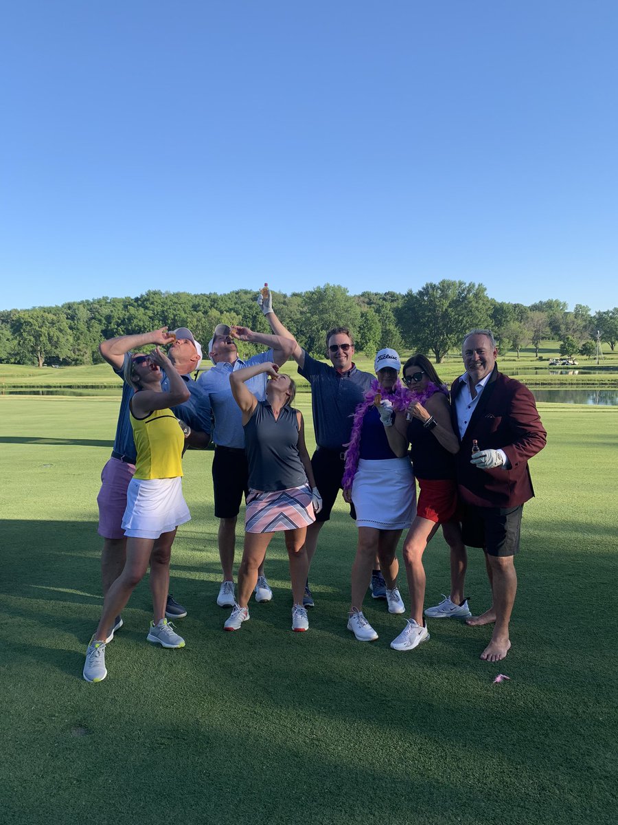 echoproshop's tweet photo. Another beautiful night at Echo Valley for our Vegas Themed Couples Twilight! Thank you to everyone who came out and enjoyed their club’s company! Couples twilight remains undefeated! Our next twilight will be Friday, July 8th! 🎲🍻☀️ https://t.co/SSR7XrHEP1