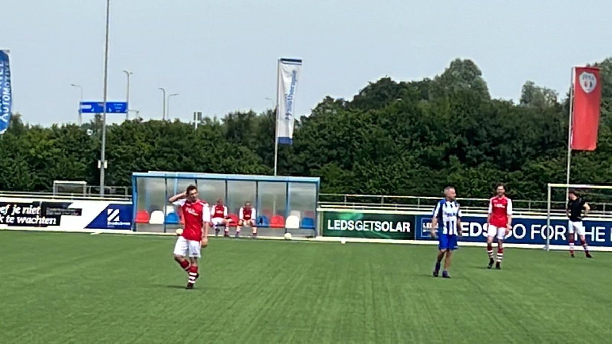 Theo v Beijsterveldt tweet media