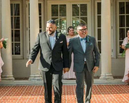 Hope everyone's walking this happily into their weekend! 
.
.
Venue: <a href="/TheAstinMansion/">The Astin Mansion</a>
Floral: Carriage House Floral Design
Photo: Amy Casas Photography