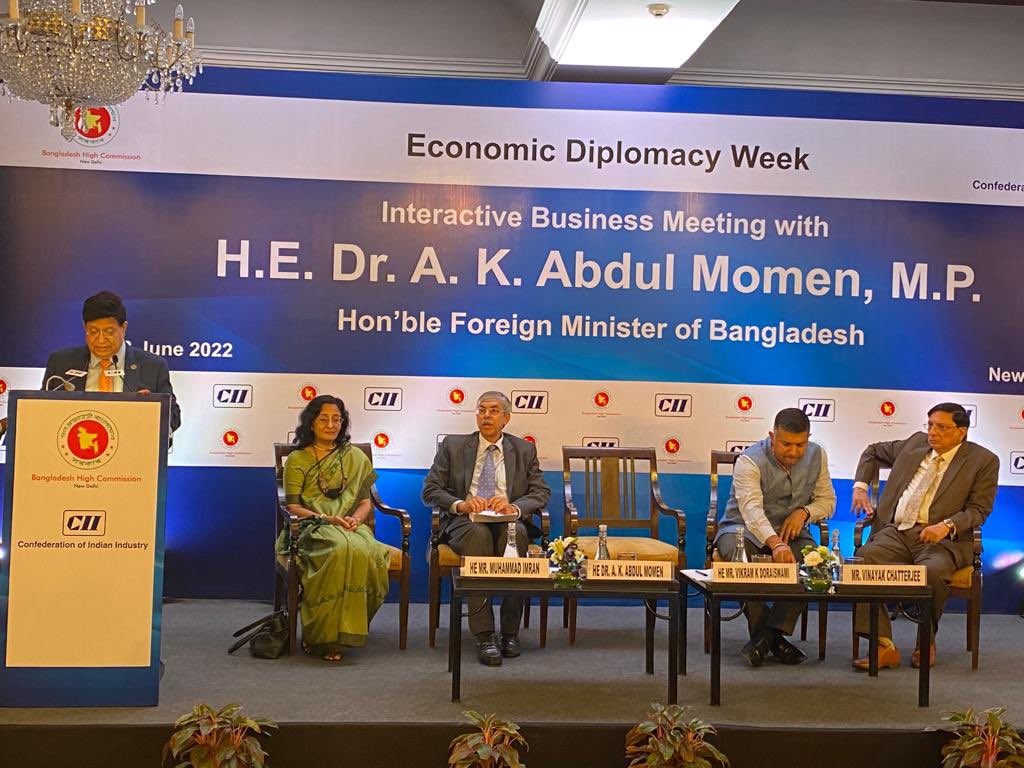 FM Momen called for more economic collaboration between Bangladesh & India while he was delivering his keynote address at a seminar on Economic Diplomacy, arranged by BD Mission,New Delhi. High Commissioner of BD, High Commissioner of India & President CII spoke on the occasion.