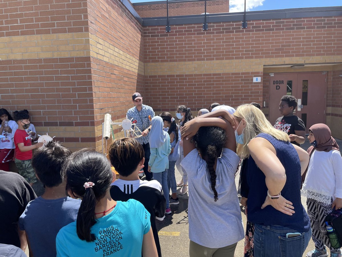 Mr. Uriarte tweet media