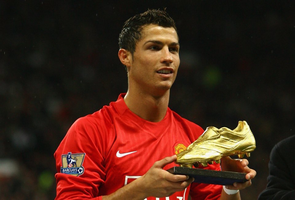 JayMotty's tweet photo. They ALL won the golden boot AND the PL in the same season. The reason?

They played alongside Wayne Rooney https://t.co/pgmBn5dowJ