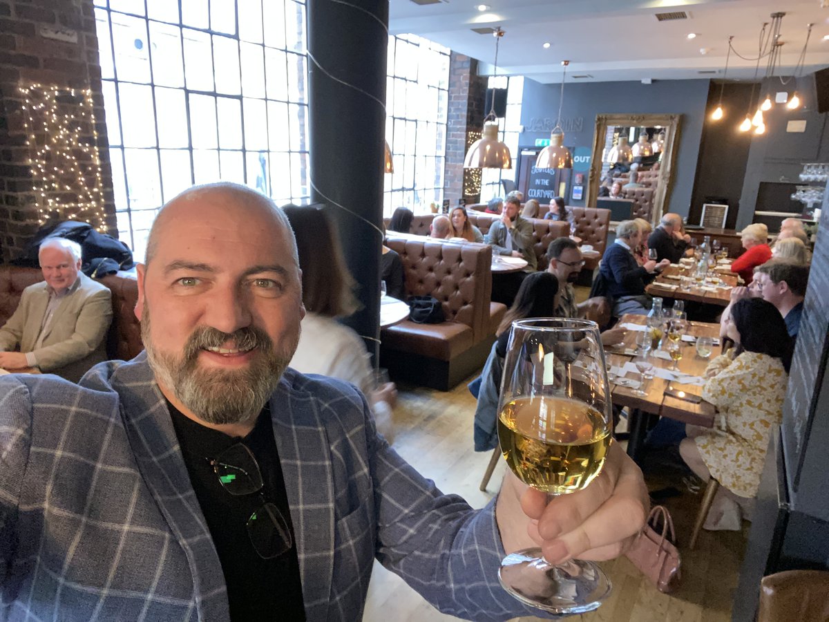 #SolihullHour, lots of local wine events coming up

TASTE
English Wine - <a href="/SolihullVillage/">VillageHotelSolihull</a> 29.6 £20
ABC of Wine - Ale Hub Dickens Heath 12.7 £20
Natural Wine - <a href="/SolihullVillage/">VillageHotelSolihull</a> 27.7 £20
Albarino - @alioliUK 1.8 £15

DINE
Wines of Italy - Esabellas 14.7 £75

bit.ly/3OlOUSy