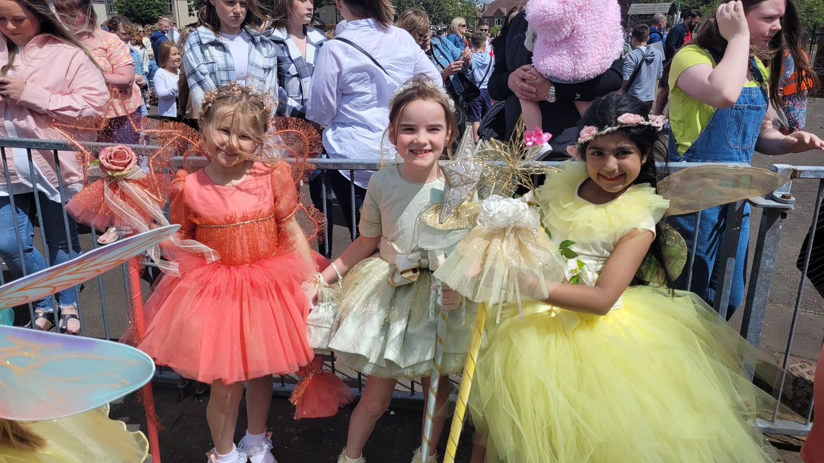 Mrs Tulloch tweet media