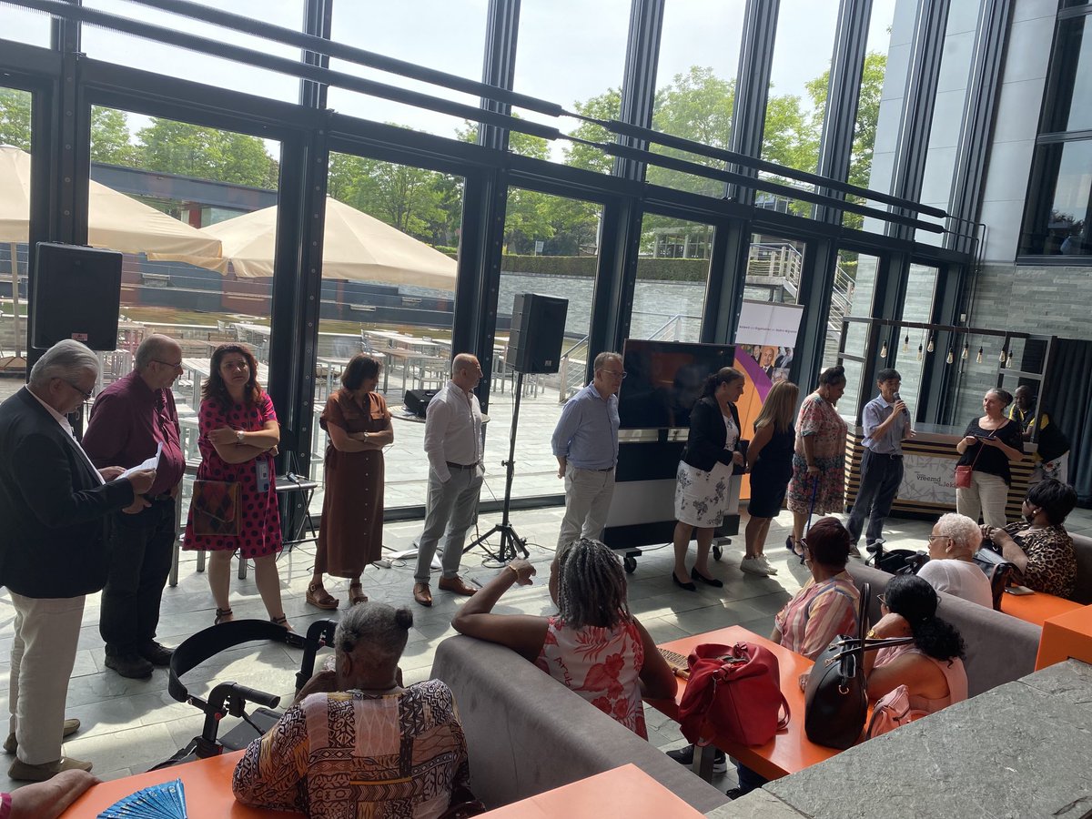 Hilversum Beeld en Geluid podium voor 15 jaar viering NOOM - Migranten van toen ouderen van nu. Geweldig congres zo’n hele dag met klasse sprekers