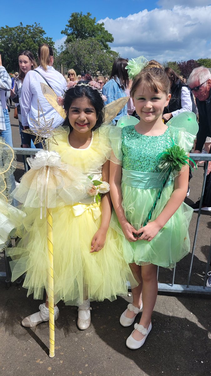 Mrs Tulloch tweet media