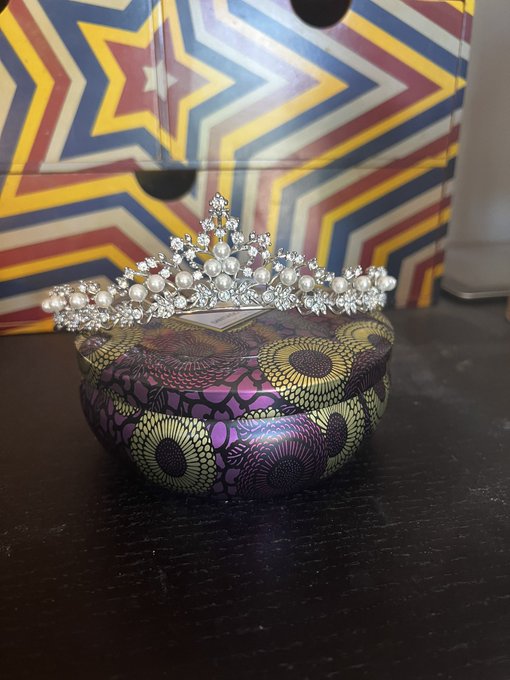 Invited to a child&rsquo;s princess themed third birthday party. My first thought is "sweet, I finally get<a href="/tag/organgrindersball"class="tags"><span>#organgrindersball</span></a>