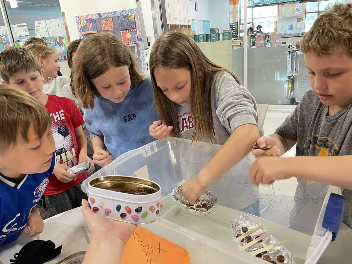 Ms. Romero's Class tweet media