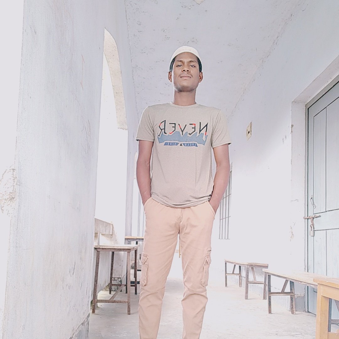 আপনি অন্যের সাথে যে আচরণ করবেন,
অপেক্ষা করুন, ঠিক একই আচরণ অন্যে কেউ আপনার সাথে করবে। 
এটিই নিয়ম ও নিয়তি। 
সাবধান হোন।
আপনার আচরণ ও কর্মের মাধ্যমে আপনার নিজের অবস্থান আপনি নিজেই ঠিক করে নিচ্ছেন।
তাই, অন্যের প্রতি ভালোবাসা পোষণ করুন,
উত্তম আচরণ করুন,🧡💞