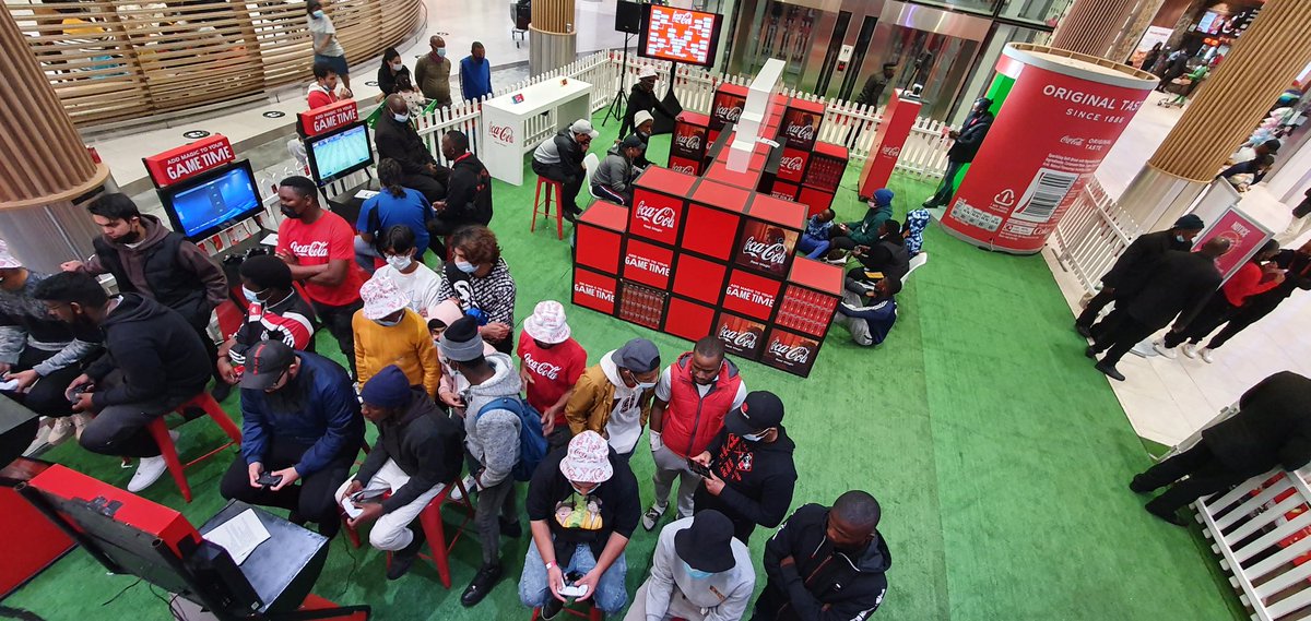 MainGamingZA's tweet photo. Congratulations to our latest winner @Sattarhoosein on winning the final Mall of Africa Football Gaming Tournament, brought to you by @CocaCola_ZA
Stay tuned for our next tournament, details will drop soon💪🏽
#SwitchOnTheMagic https://t.co/BhxOdabCeL
