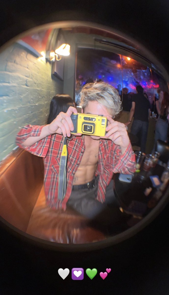 〘Instagram〙

<a href="/SeaveyDaniel/">Daniel Seavey</a> via story: