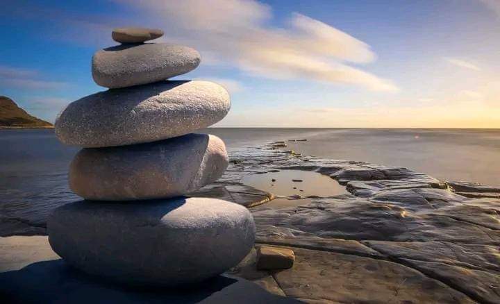 De_tuSer's tweet photo. "Presta toda tu atención a lo que sea que se presente en el momento". 

~ Eckhart Tolle https://t.co/I6IxplH1VK