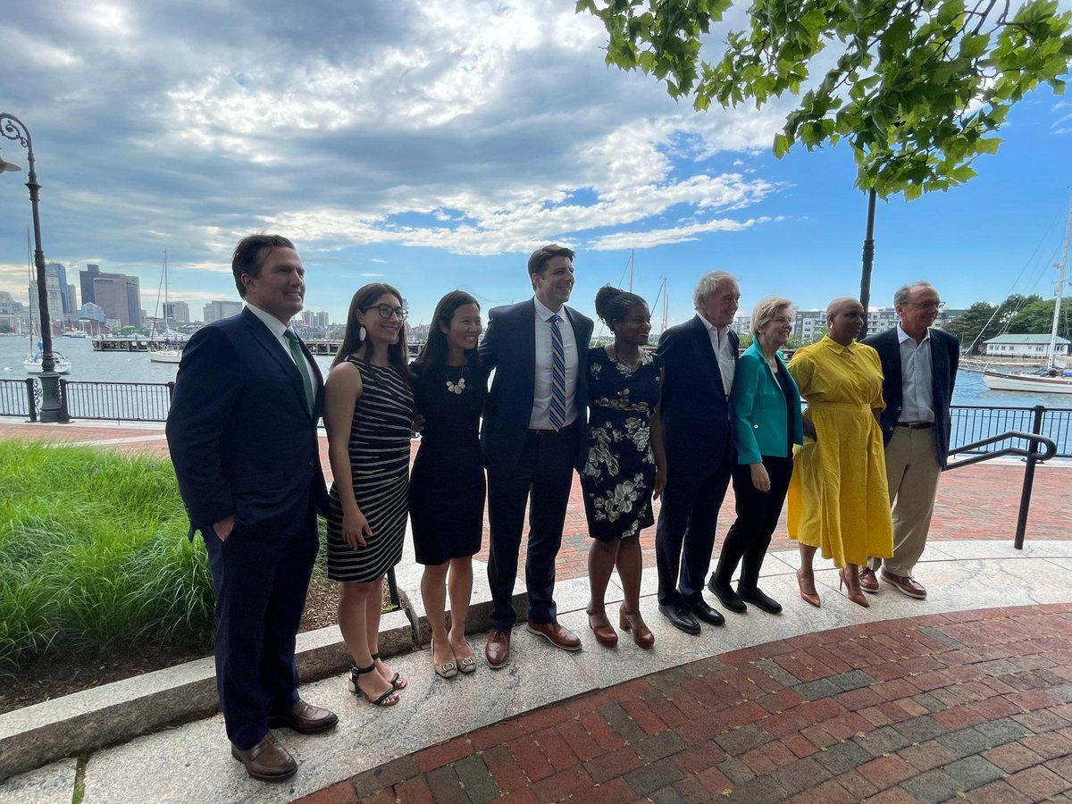 Gigi4District1's tweet photo. Piers Park has meant so much to many communities in Eastie. TY to @SenWarren @SenMarkey @AyannaPressley for bringing $2 million for phase 3 of Piers Park! An accessible, inclusive & resilient waterfront for all! @thetrustees @MayorWu @LydiaMEdwards @adrianmadaro #ParqueAzul https://t.co/ZKthQobUuu