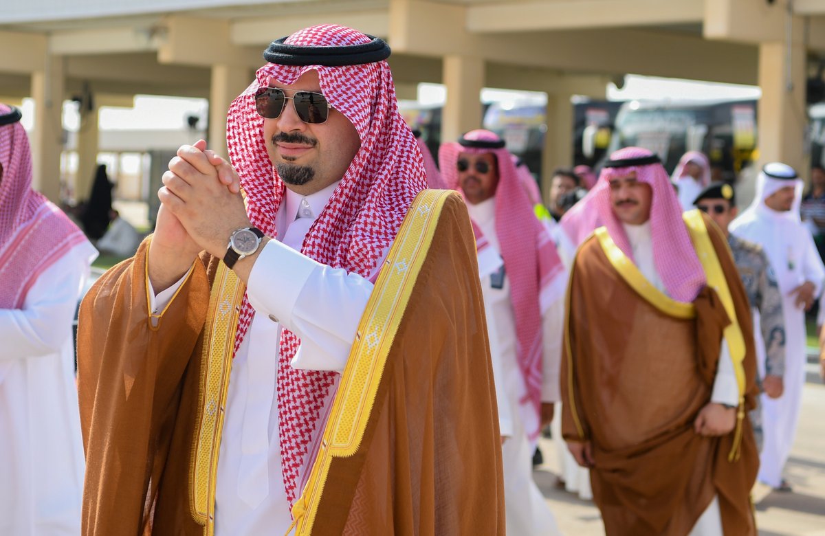 NorthborderSA's tweet photo. سمو
#أميـر_منطقـة_الحـدود_الشماليـة يستقبل الدفعة الأولى من حجاج جمهورية العراق في منفذ #جديدة_عرعر. https://t.co/lafRbdUkhi