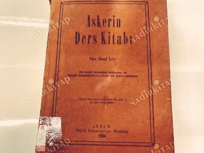 ArsivSaka's tweet photo. ASKERİN DERS KİTABI
TÜRKLÜĞÜNÜ UNUTANLARA...

1934'de erata dağıtılmak üzere 
GAZİ MUSTAFA KEMAL ATATÜRK'ün hazırlattığı 
ASKERİN DERS KİTABI'ndaki 
Milli Kimlik Bildirimini hatırlayalım... https://t.co/05FYRNvn2g
