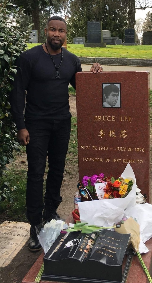 WandileRodney's tweet photo. Michael Jai White - Respect Legend Bruce Lee 🙏
#raplyrics #allkings #brucelee https://t.co/V9kQy0LXuJ