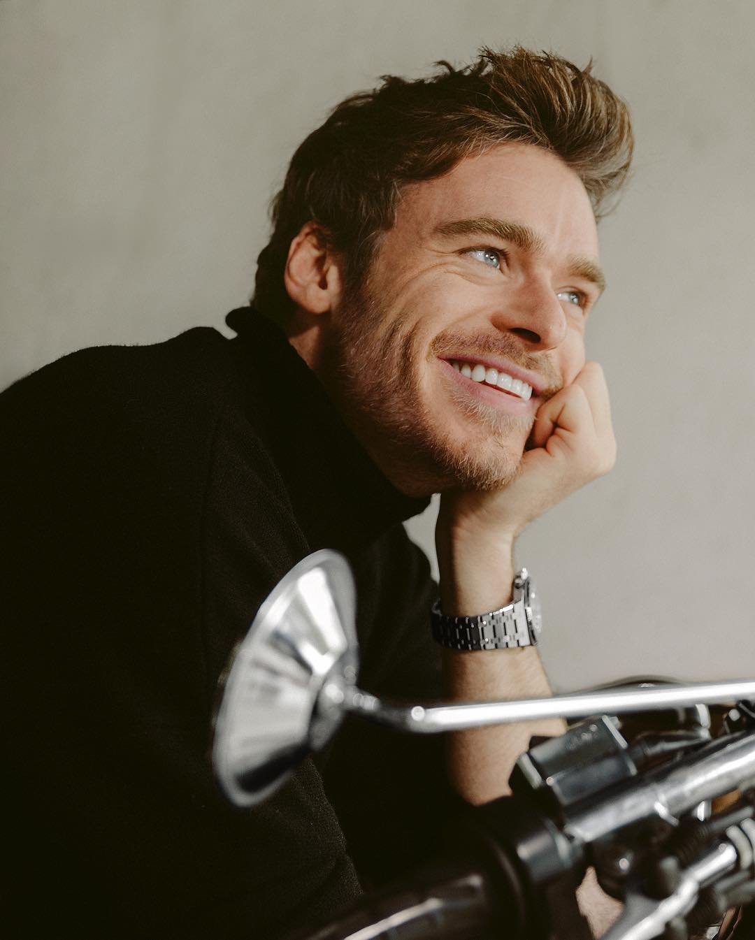 Happy birthday richard madden, thanks to exist, we love you man  