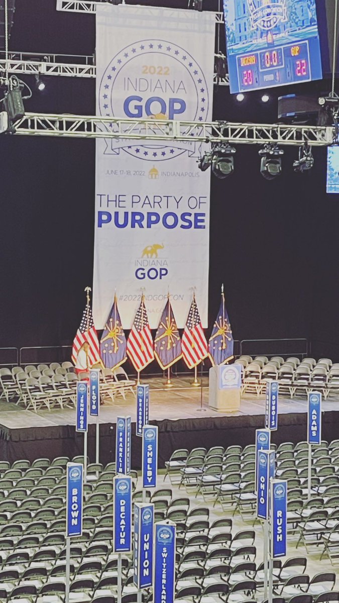 carolynltravis's tweet photo. Early morning at the @indgop State Convention! 🐘🇺🇸 https://t.co/u0GwnaBiET