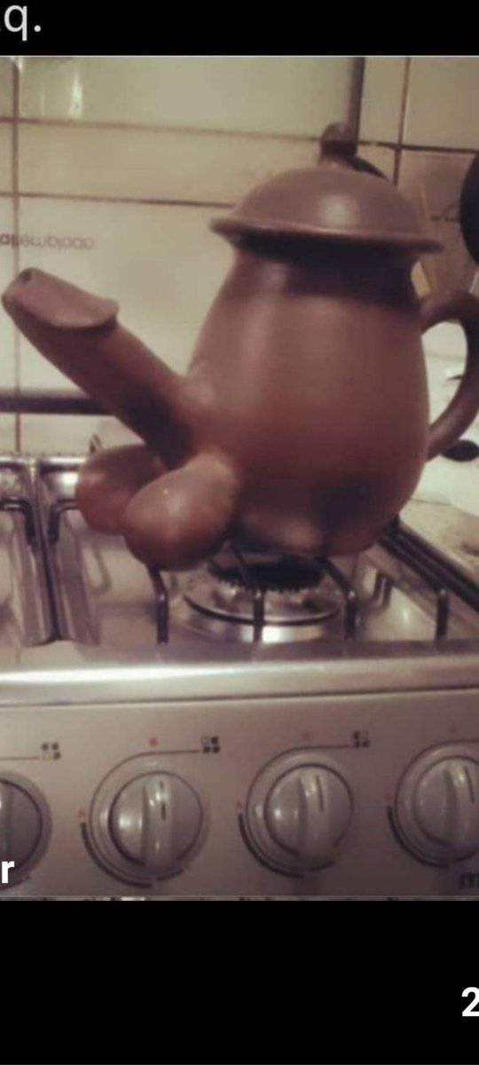 Çay var içersen y.....k var yersen 🤣😉