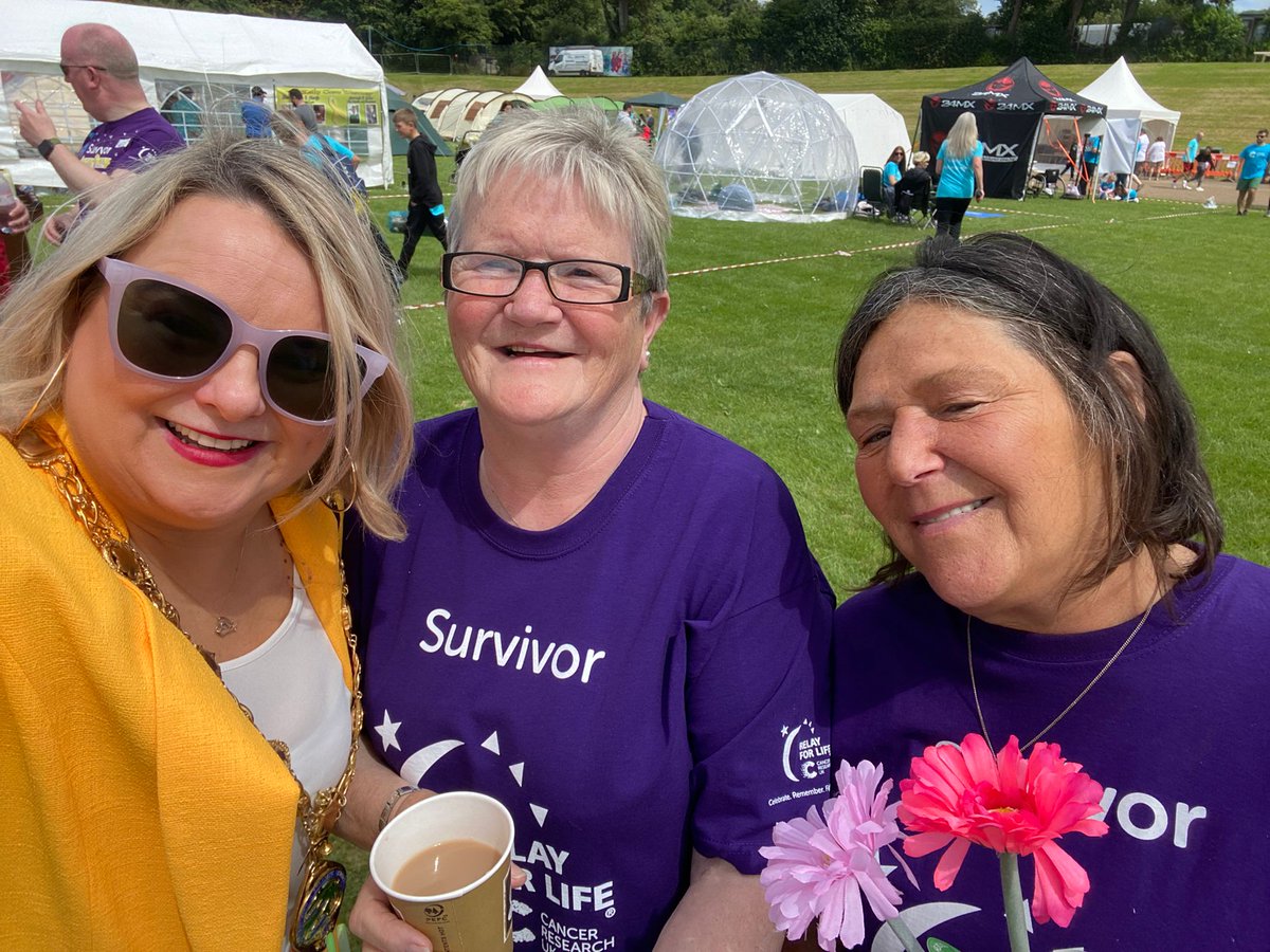 mayordcsdc's tweet photo. Good luck to all those taking part in the #relayforlife2022 event taking place today at St Columbโs Park. It was fantastic to meet some of the many local people who are fundraising for life-saving research into Cancer on behalf of family, friends and loved onesโค๏ธ https://t.co/6l8h9SBToA