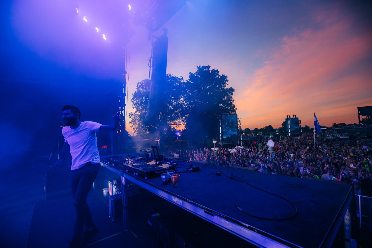 Lane8music's tweet photo. loved playing the sunrise slot @Bonnaroo - thanks to everyone who shared that moment with me!!
📷 @fixation_photo https://t.co/h3ILK4s4fc