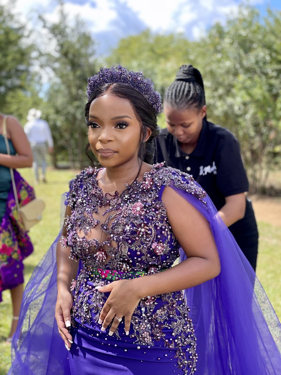 BridalRendy's tweet photo. Crown @bridal_accessories_sa @BridalRendy.

Crowning Queens on their special day.
@BridalRendy
#bridalaccessoriessa #bridalaccessoriessabyrendym #southafricanweddingsuppliers #weddingaccessory #weddingcrowns
#southafricanaccessory https://t.co/TVHuUCtPaJ https://t.co/rkKSXjbynX