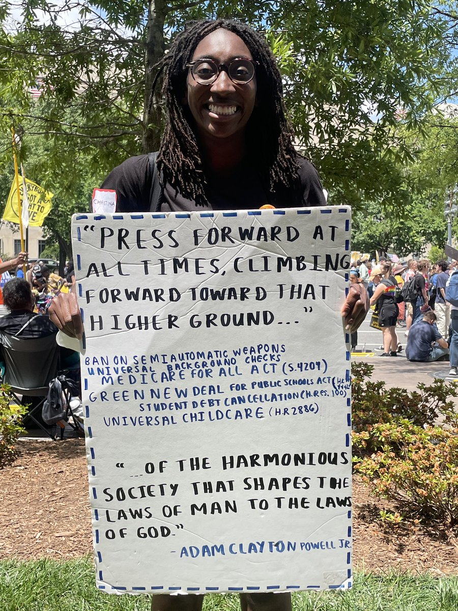 coverkchristina's tweet photo. In Washington D.C. with @RiversideNYC for the #PoorPeoplesCampaign’s #MoralAssembly2022! @UniteThePoor https://t.co/SLrGIoefrf