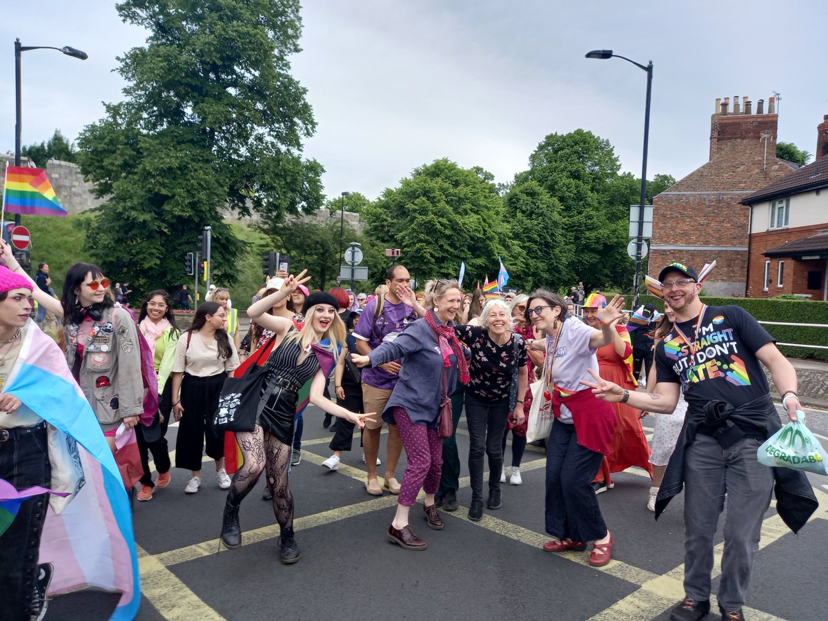 Amazing day <a href="/YorkPride/">York Pride 🏳️‍🌈</a> with #LGBTQ  folk &amp;  #LGBTQAllies #YorkPride #Pride2022