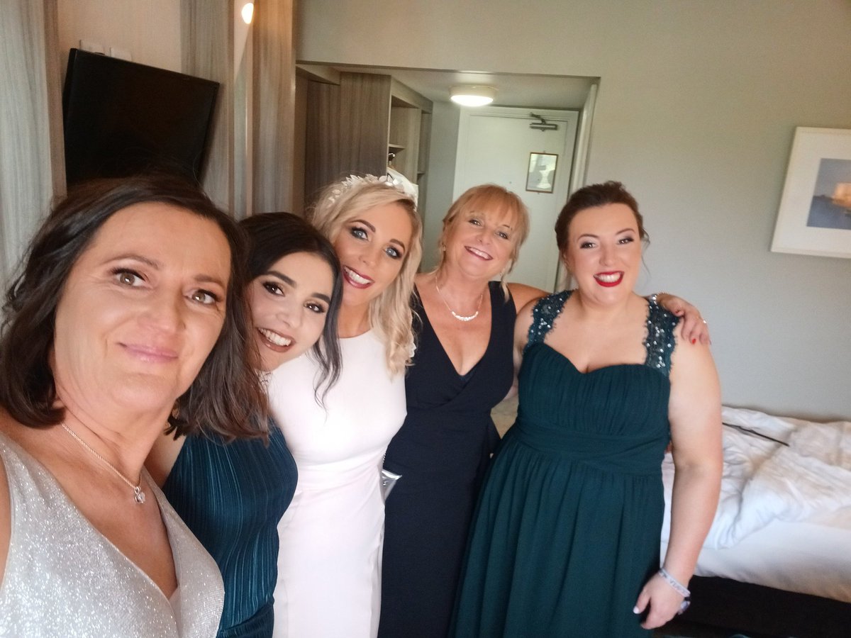 Ready for the ball! Let's go CMS!! <a href="/Claremorris_MS/">ClaremorrisMS</a> #Aims22