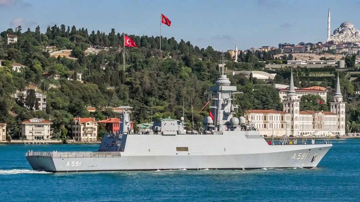 📸 🇹🇷 Turkish Navy intelligence-gathering ship TCG Ufuk (A-591), commissioned into service at Istanbul Shipyard in January, transited Istanbul strait towards Marmara. youtu.be/fJg_5cy8mX0