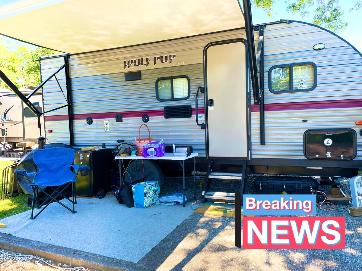 iAmLoraG's tweet photo. Relaxing #camping #camplife #wolfpup #wolfpup18TO #forrestriver https://t.co/vddzCuuTWz