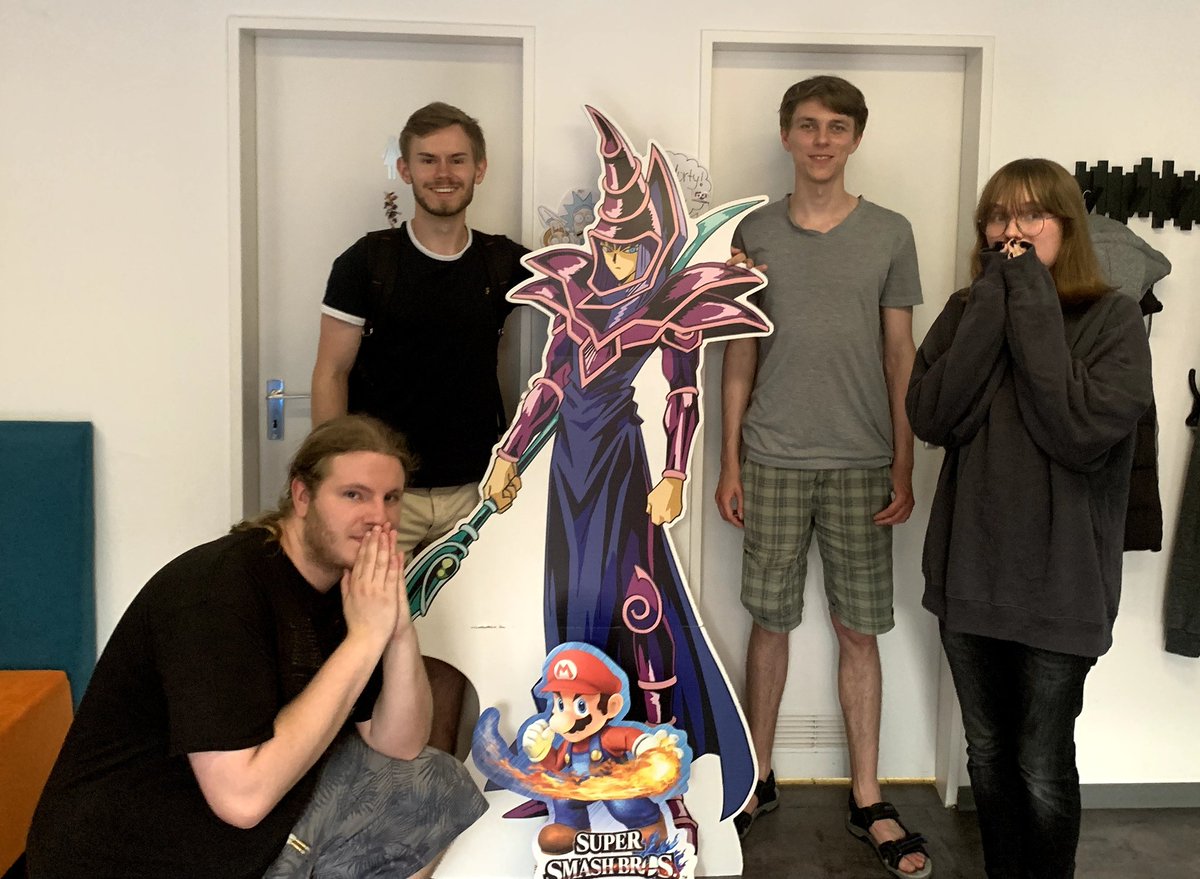 Ergebnisse für #VirtuaMelee #3 (33 Teilnehmer):
1. <a href="/leffenfanboy/">fake Nicki</a>
2. <a href="/King_SSBM/">King</a> 
3. <a href="/annalovesuuuu/">Annika</a>
4. @SenX_SSBM 
5. <a href="/boomuki/">Boomuki</a> &amp; <a href="/zluchz/">𐔌 𝄞 𓈒˚αme ݃ ྀི꒱</a> 
7. @lh_qaush &amp; @KomoriOri 
Danke für eure Teilnahme und bis nächstes Mal!