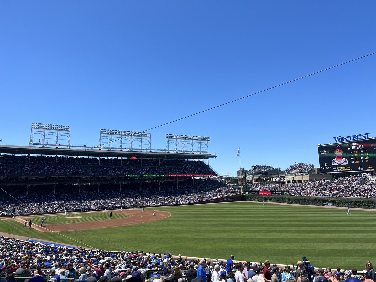 beefdongle's tweet photo. Beautiful day for a ball game. Sunny and cool 66 degrees in Chicago. https://t.co/Gh4oZuBXeI