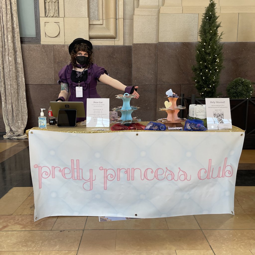 ppcllcrvr's tweet photo. PPC is looking for a Head of Marketing and PR! You can apply anytime before July 31, 2022 on our form: https://t.co/bVqs2z5NXH

ID: Nif stands behind the PPC booth at Paradiso 2022 https://t.co/mYqKVEfrZe