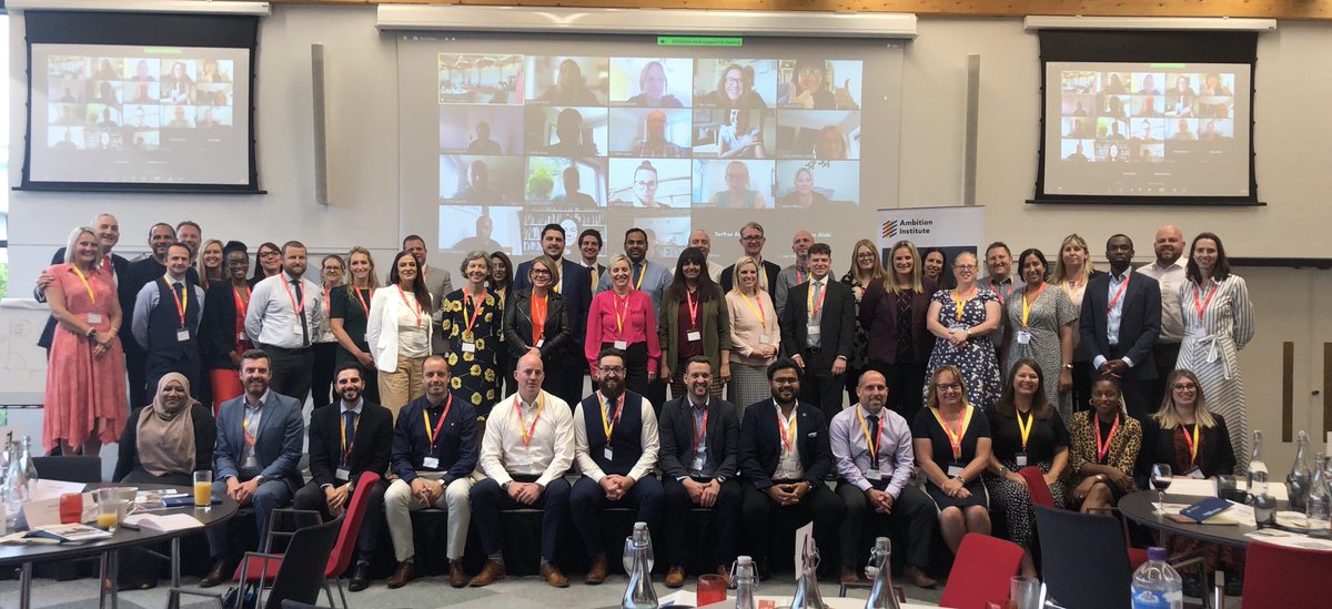 BrennaDorrance's tweet photo. Thank you to all of the #FutureLeaders alumni who made the trip to help us close the programme today.Thanks also to our final cohort- the mighty 2020s.can’t  wait to see how this incredible network continues to change the world. #FL1000 ⁦@Ambition_Inst⁩ https://t.co/eUeq01V917