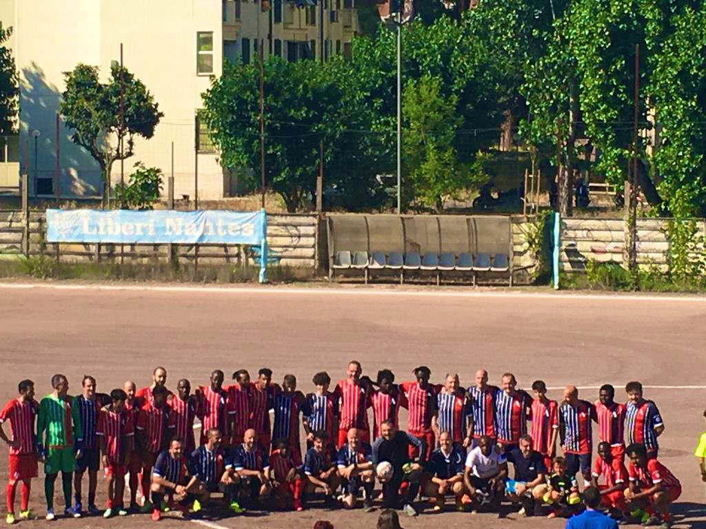 AndreaZirilli75's tweet photo. Una bellissima giornata di sport. Tanto fair play tra le squadre e una partita emozionante tra @AdeccoGroupITA e @libnantes. E rimettere gli scarpini per una partita di calcio vera per me davvero emozionante #playforinclusion https://t.co/zGQ0ciHquy