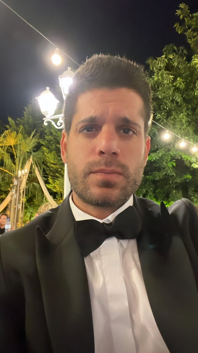 Takım elbiseli bir Bora Edin 🔥

[ #BoraEdin #TeamEdin]