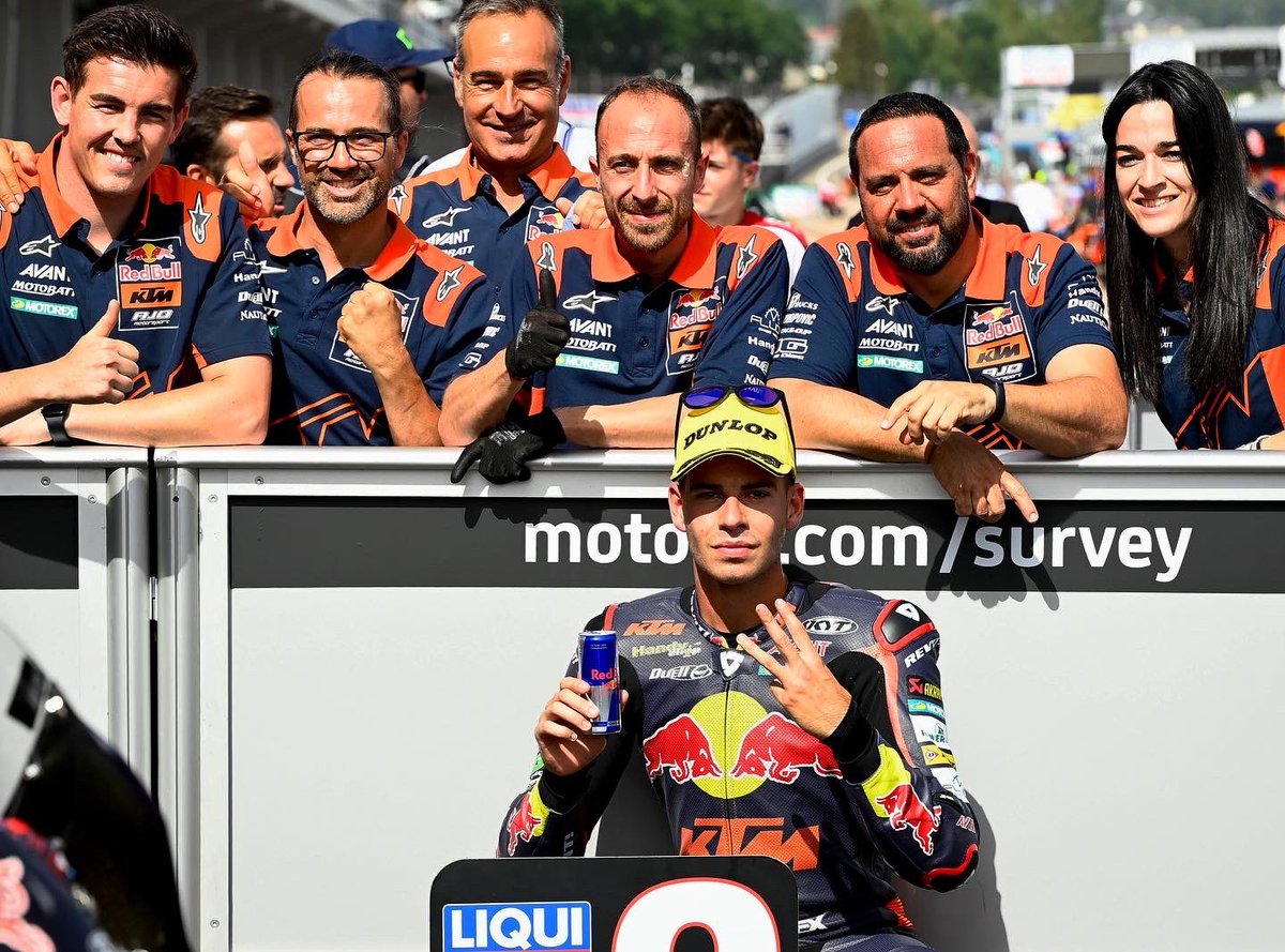 QP P3, primera fila para mañana! 💪🏼🙏🏼 #GermanGP 🇩🇪 #AF37🐰