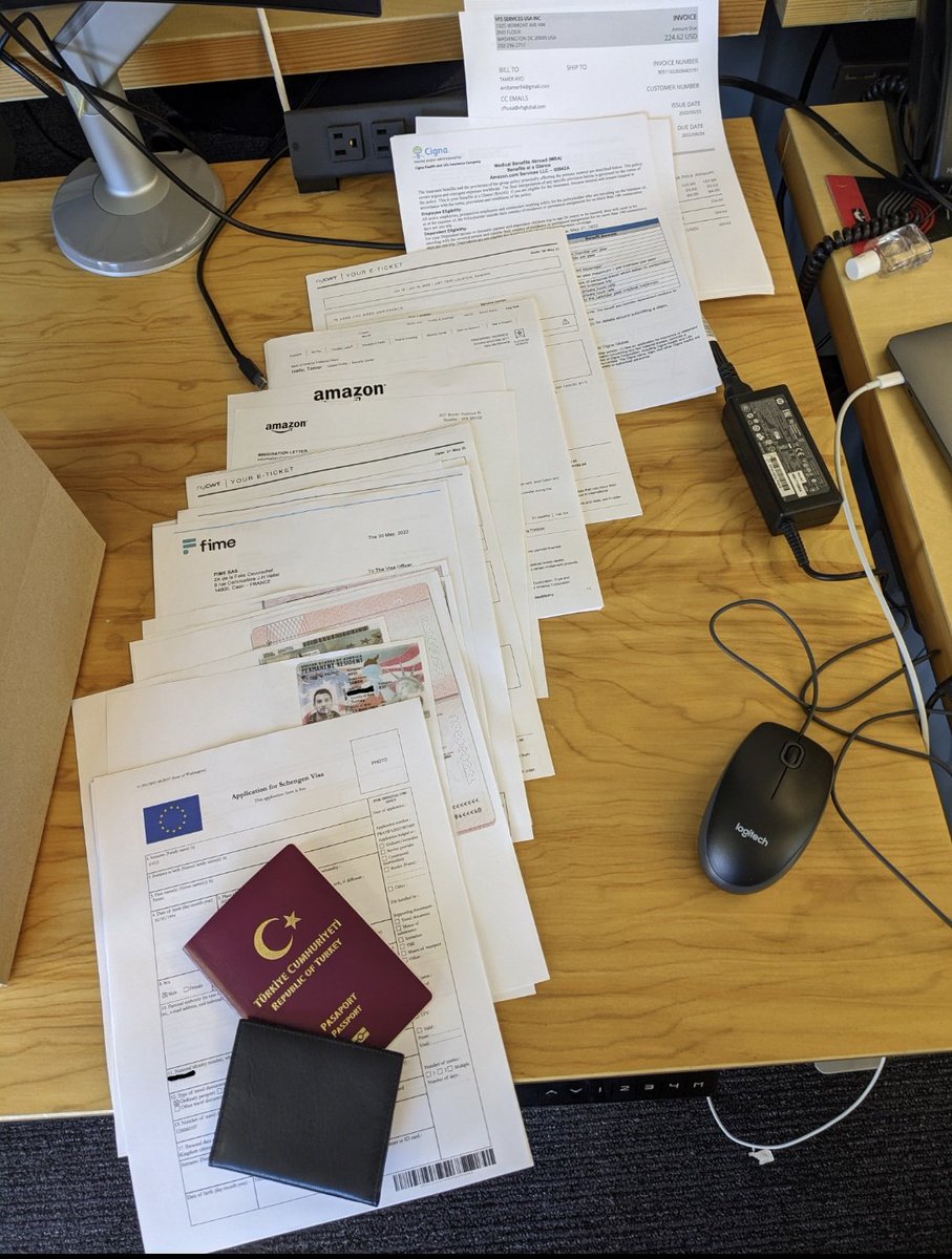 tamerica_94's tweet photo. Unacceptable how many documents you have to present to get a Schengen visa if you hold a Turkish passport. This treatment is despicable

Not to mention they usually give you a week long visa unless ofc you apply from the US. Then you get at least a year https://t.co/YWUufOroPO