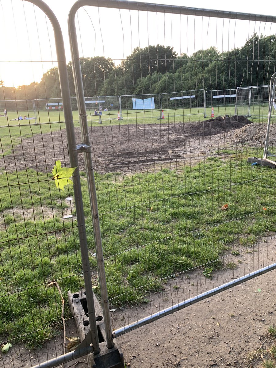 @thameswater is there any chance of completing these works on #tootingcommon #tooting please? We have been VERY patient for over two years now. #needssorted #veryplease @TootingCommon @wandbc @EnableParks