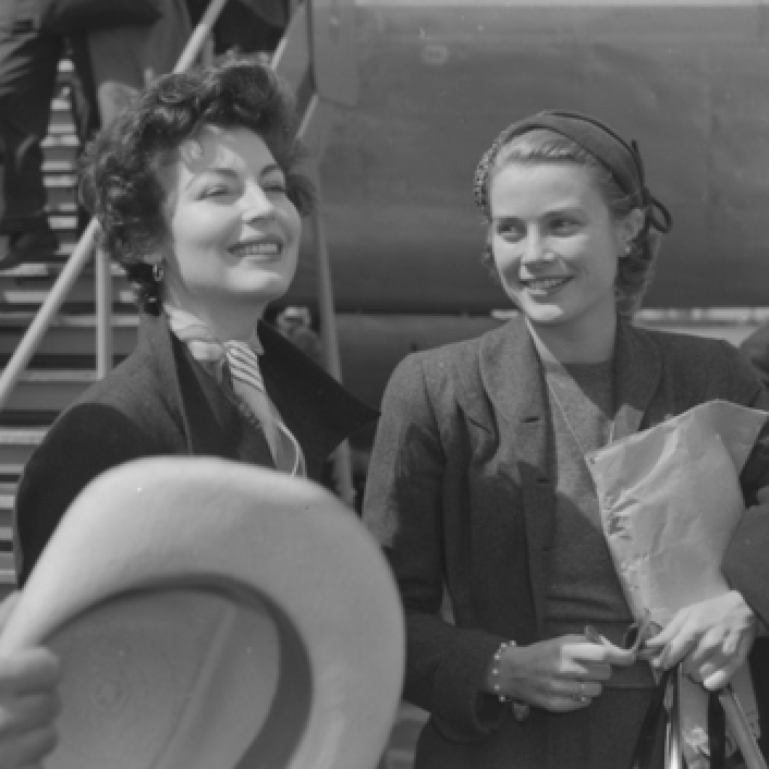 AvaMuseum's tweet image. Grace Kelly staring at Ava Gardner is the biggest mood, honestly.