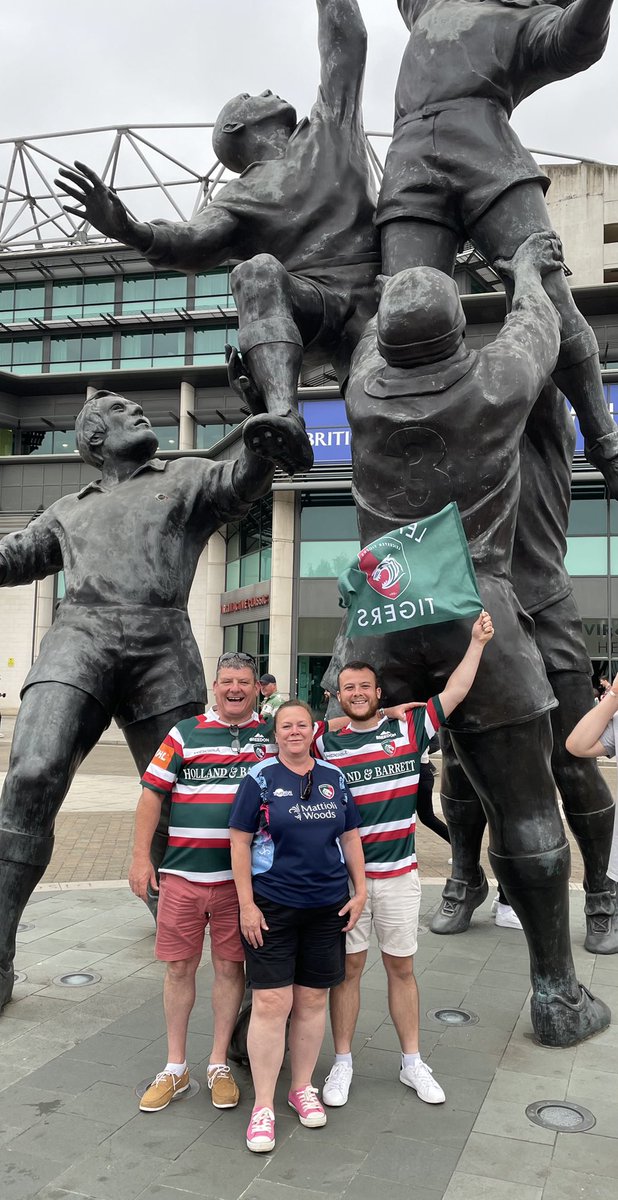 JoeSpadaccini's tweet photo. What an end to an amazing season! Definitely felt like a home game 🐯🏉🏆 @LeicesterTigers https://t.co/ncaNV9i7d1