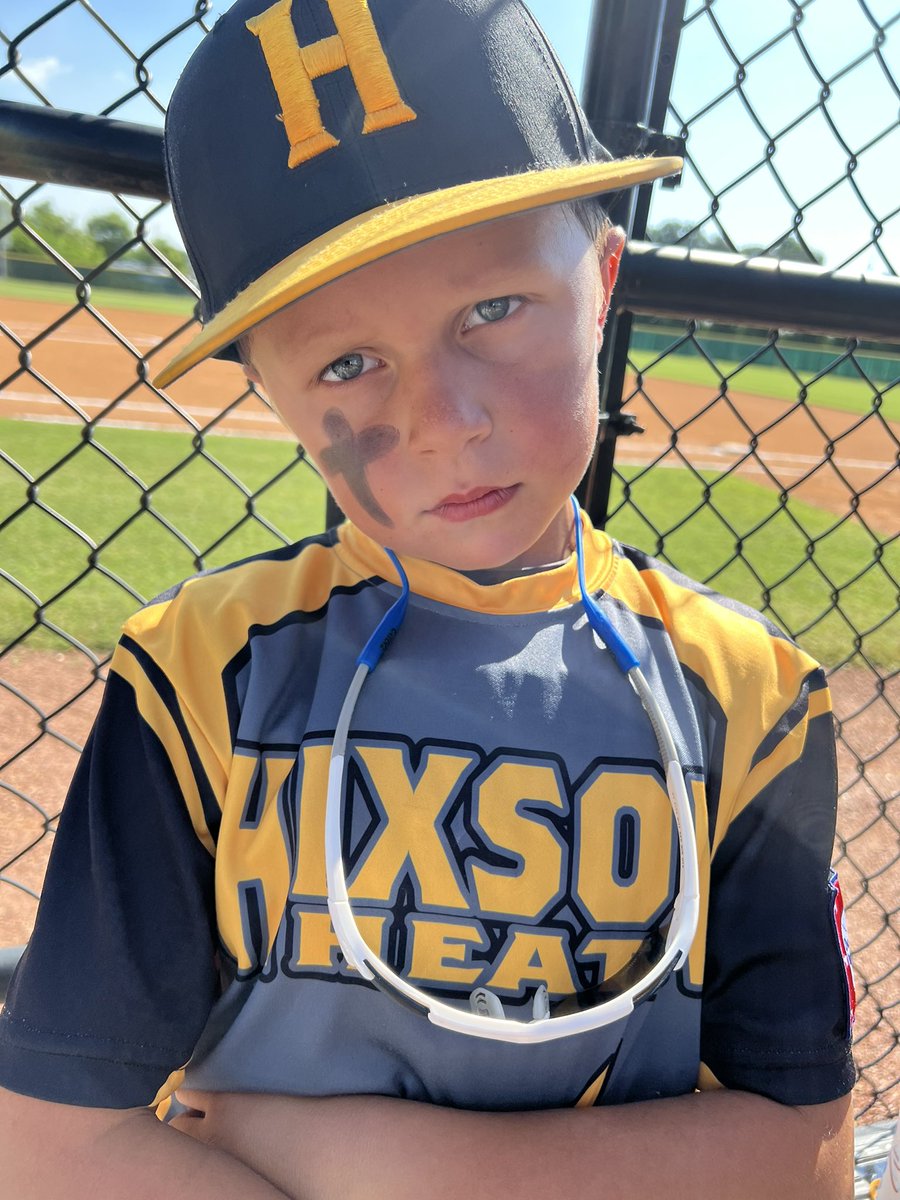 QuickTrigger07's tweet photo. Baseball ready! Avery wanted his eye black to look like his favorite football player @KingHenry_2! Let’s go!!! @Titans https://t.co/dJ7kR10v5L