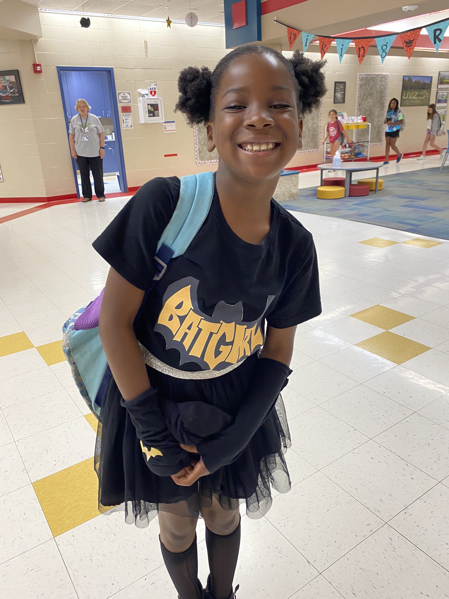 Uthoff Valley (UV_Elem) / Twitter
