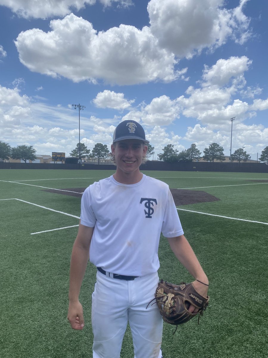 FiveToolTexas's tweet photo. #SoutheastTexasShowdown F: @SeminolesTexas 18U 0
Dirtbags 0
PoG: @GarrettMVilla1 4 IP, 2H, 0R, 8K
@rtbuenger 6 IP, 3H, 0R, 1 BB, 4K https://t.co/Yz58BbMtab