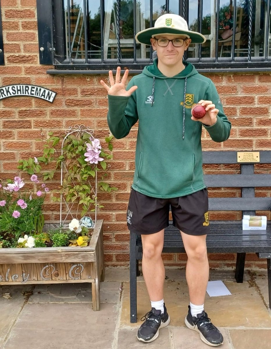 RT <a href="/Godders17/">Lee Goddard</a> who is sponsored by Essential Healthcare Solutions smashed 118, <a href="/langley_aidan/">Aidan Langley</a> made 88 and <a href="/SteveBullen12/">Steve Bullen</a> who is sponsored by <a href="/MarkHol72138432/">Mark Holt</a> hit 55 not out. @kwatsoncricket returned with fine figures of 5-22 and <a href="/joe_pyrah/">Joe Pyrah</a> showed his potential by chalking up 62*.